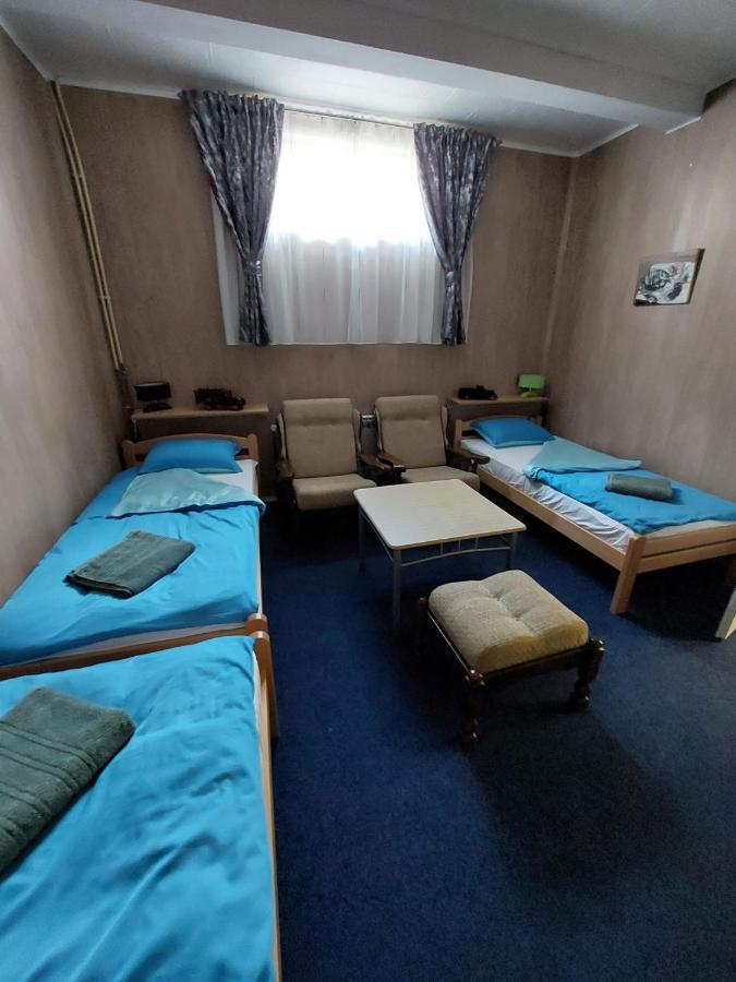 Hostel Suzzzy Novska 外观 照片