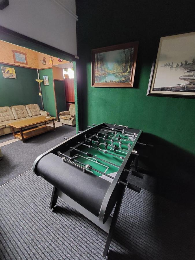 Hostel Suzzzy Novska 外观 照片