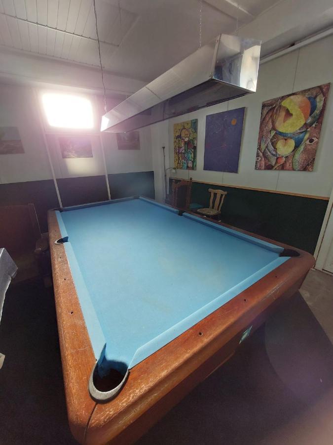 Hostel Suzzzy Novska 外观 照片